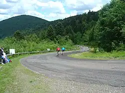 La route d'accès en 2011, à 1&nbsp;km de l'arrivée.
