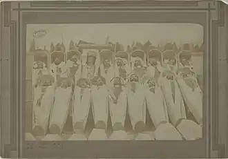 Insurgés dans leurs cercueils, Archives de la ville de Paris,.
