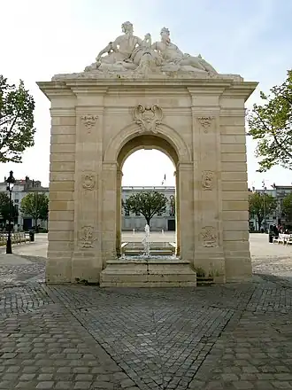 La fontaine de la place Colbert.