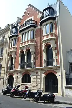 4, rue de Lota.