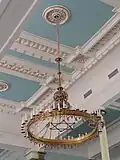 Chandelier à 48 lampes avec étoile de David