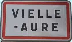 Panneau d'entrée de l'agglomération de Vielle-Aure