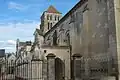 La côté nord de l'église.