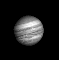 Mouvement de l'atmosphère de Jupiter (depuis Voyager 1, avec une image par jour jovien, entre le 6 janvier et le 3 février 1979).