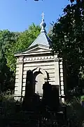 Monument funéraire.