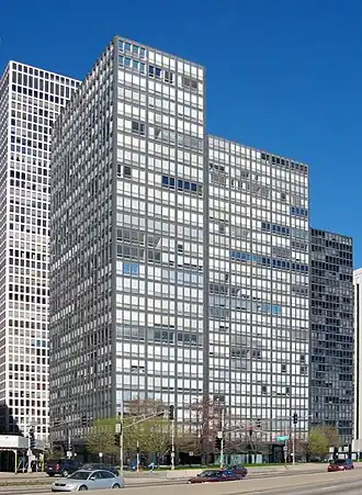 Ludwig Mies van der Rohe, Appartements 860 et 880 Lake Shore Drive, Chicago -1951