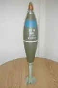 Projectile de mortier de 120&nbsp;mm muni d'un explosif brisant et d'une fusée de proximité M734
