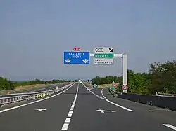 Autoroute A719 - Panneaux indiquant la sortie 14