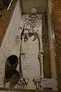 Reconstitution d'une tombe.