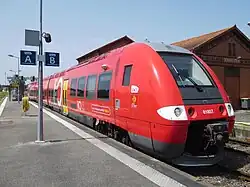 Un AGC B81500 en gare de Carmaux