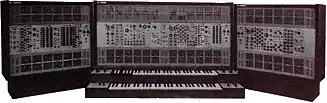 l'ARP 2500 avec ses 'ailes'