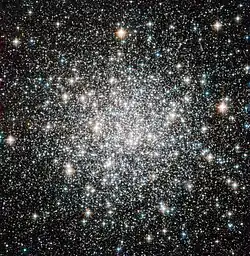 Image prise en 2012 par l'imageur Advanced Camera for Surveys du distance de Hubble.