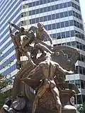 Mechanics monument&nbsp;(en), également connu sous le nom de Donahue Memorial Fountain, 1901 (Market Street, San Francisco).