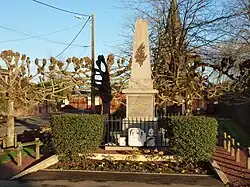 Monument aux morts.
