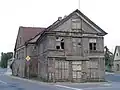 Maison abandonnée à Aizpute.
