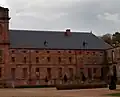 Procure et chambres d'hôtes.