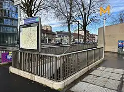 L'accès no&nbsp;2 « Avenue Jean-Jaurès (Pantin) ».
