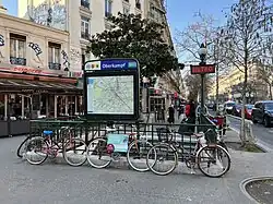 L'accès no&nbsp;1, « Boulevard Voltaire ».