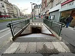 L'accès no&nbsp;6 « Rue Joseph-Chailley ».