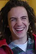 Un adolescent « mort de rire ».