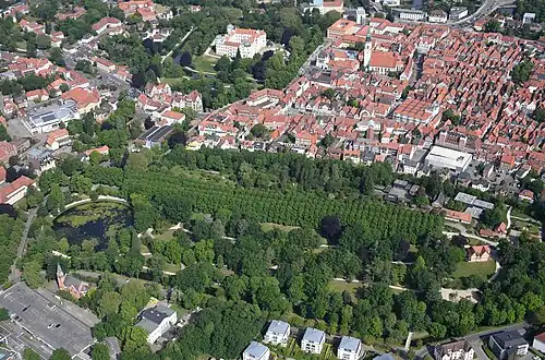 Vue aérienne du Jardin français.