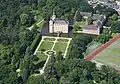 Vue aérienne du château et de ses jardins