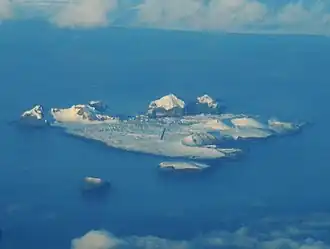 Vue aérienne de Heimaey depuis le sud.