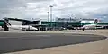 Terminal et satellites avec deux Embraer EMB 120 de Régional en 2007.