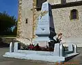 Le monument aux morts.