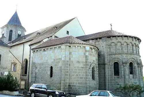 Ensemble vu du chevet.