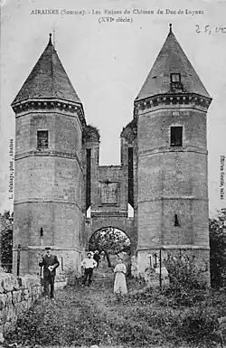 Les tours de Luynes. .