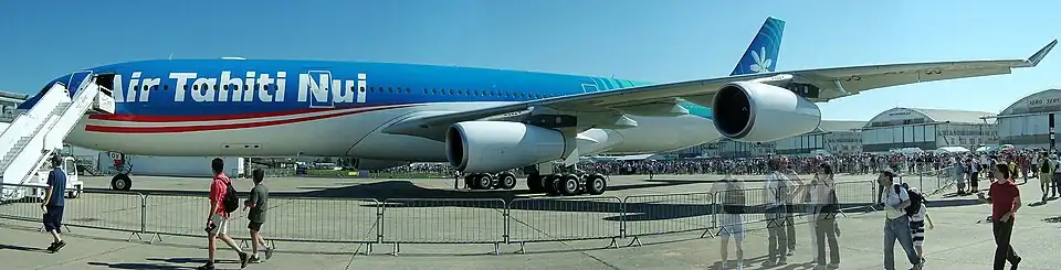 Airbus A340-300 au Salon du Bourget 2005.