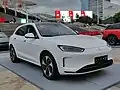 AITO M5 EV Devant