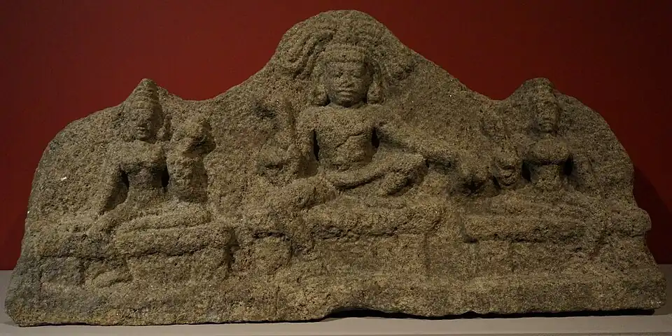 Aiyanar et ses deux épouses, donation Lamairesse.
