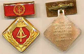 Médaille d'activiste du Travail Socialiste.