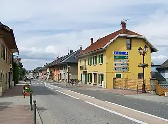 Albens