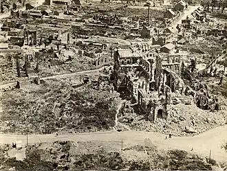 Albert et basilique Notre-Dame de Brebières en 1918