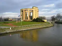 Le monument au Roi Albert Ier.