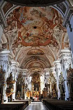 Intérieur de l'église Notre-Dame de l'Assomption.