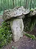 Support sculpté.