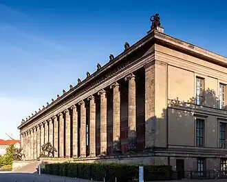 Renouveau grec, Karl Friedrich Schinkel, Altes Museum Berlin, 1823-1830.