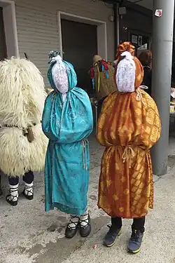 Deux maskaritak.
