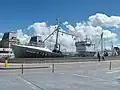 Le navire-musée «&nbsp;Amandine&nbsp;», avec la gare d'Ostende en arrière-plan.