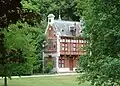 Dépendance du château dite le Chalet.