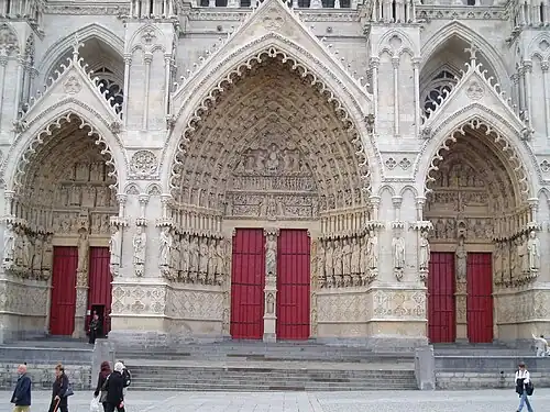 Entrée ouest.