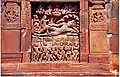 Le sommeil cosmique de Vishnu, temple Dashâvatâra de Deogarh, VIe siècle.