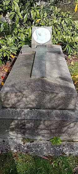 Tombe Dingreville-Vigouroux.