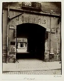 Le n° 20 vers 1910 (ancien hôtel, dit Hôtel des Juifs).
