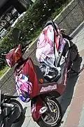Moto itansha avec des personnages de Angel Beats!.