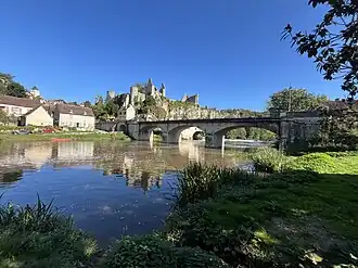 Angles-sur-l'Anglin